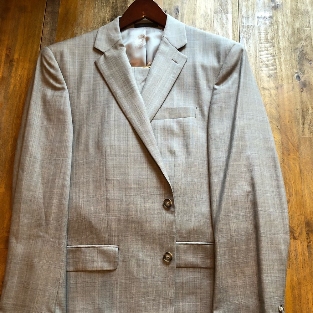42L Austin Reed Tan Suit